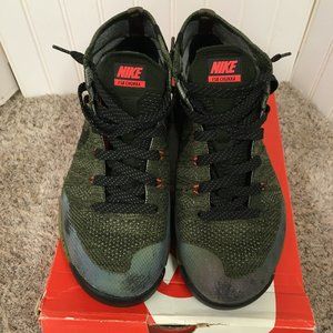 Nike Flyknit Trnr Chukka FSB Defender Size US 9.5, 805092-300